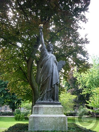 P1610790
