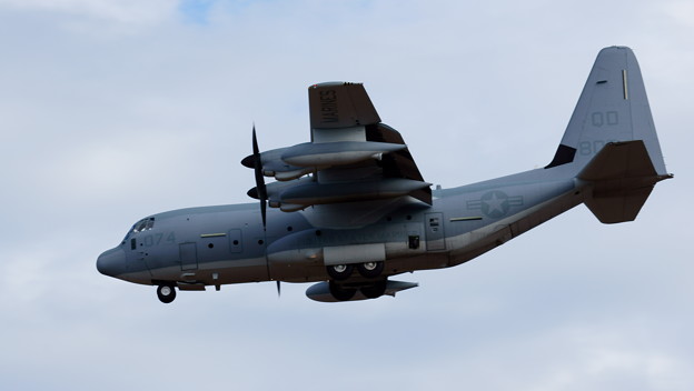 Photos: 米海兵隊 C-130 Hercules QD8074