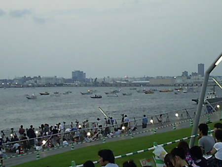 080801 船いっぱい