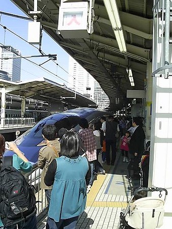 081013-新幹線ホーム (1)