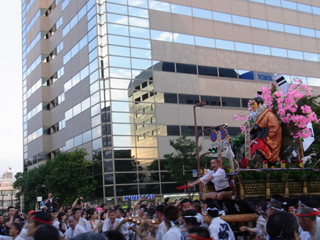 02 追い山当日 博多祇園山笠 中洲流 舁き山 仙台守護独眼竜(せんだいしゅごどくがんりゅう)2012年 写真画像8