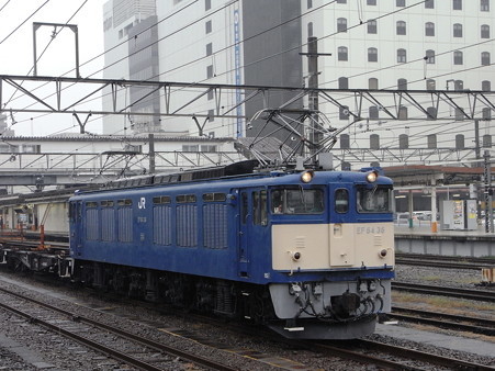EF64-36+チキ(八王子駅)2