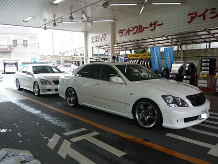 (1)a 007