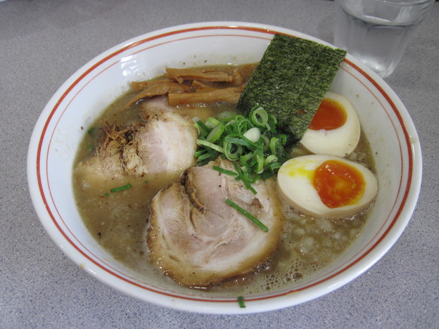 麺屋白頭鷲の特製ラーメン 写真共有サイト フォト蔵