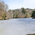 凍った穂高湖